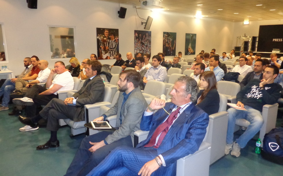 - corso osservatore calcistico - diventare osservatore calcistico - osservatore di calcio